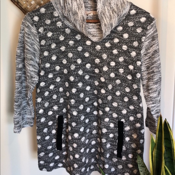 Established 1962 Quarter Sleeve Pullover - Picture 2 of 4